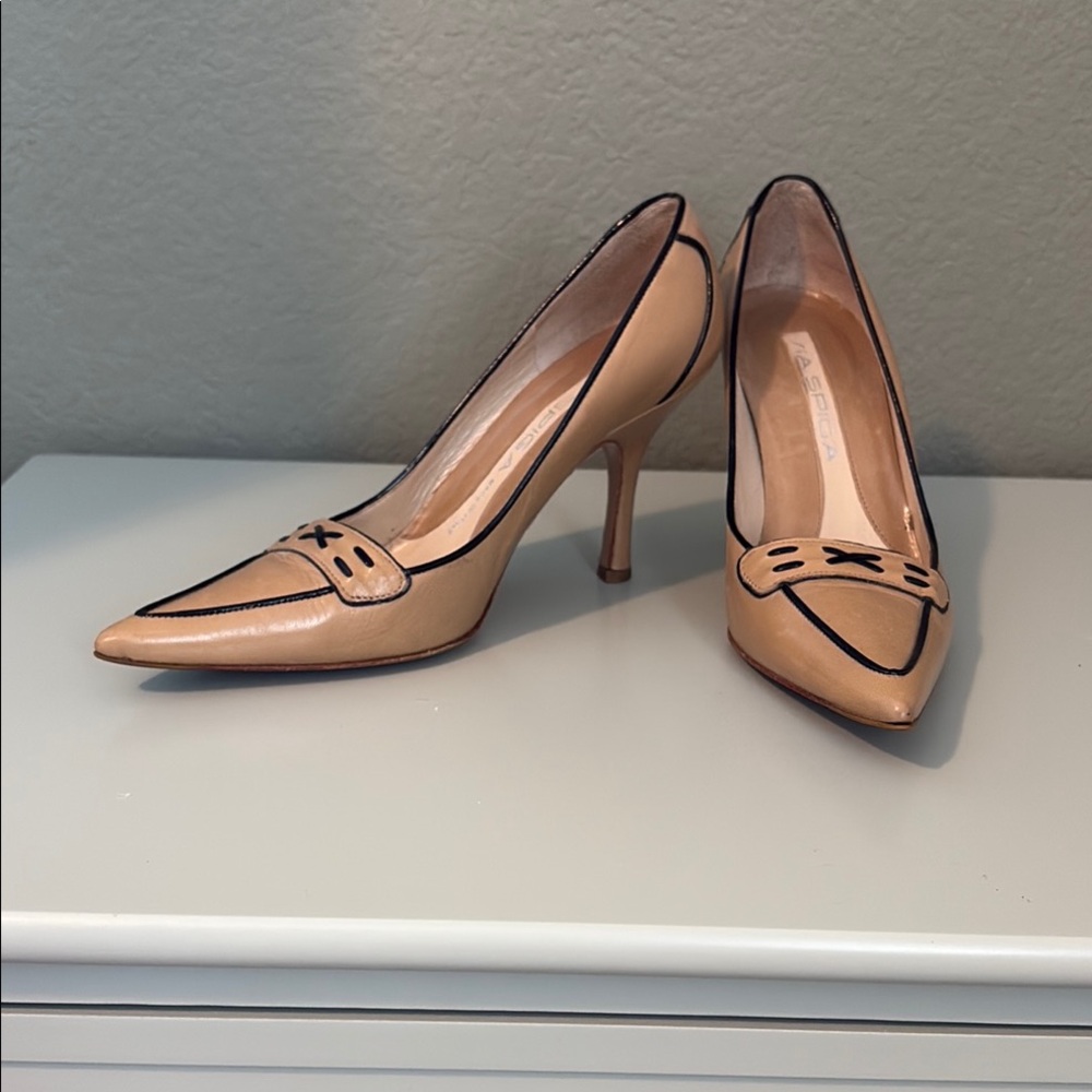 Via Spiga Tan Stiletto Heels